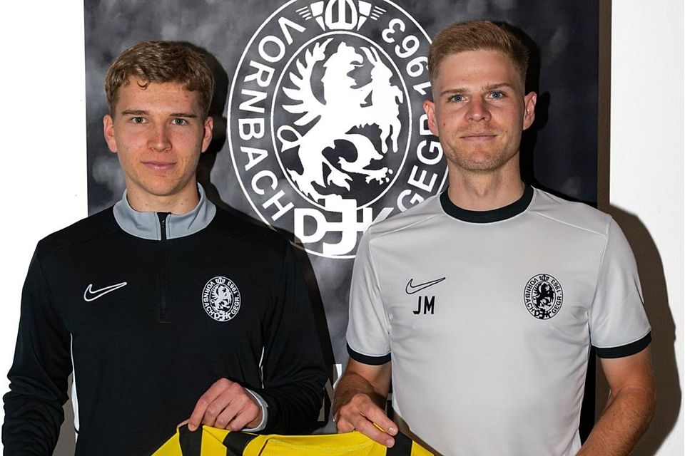 Vornbachs Neuzugang Felix Hois (li.) mit Coach Jonas Moser 