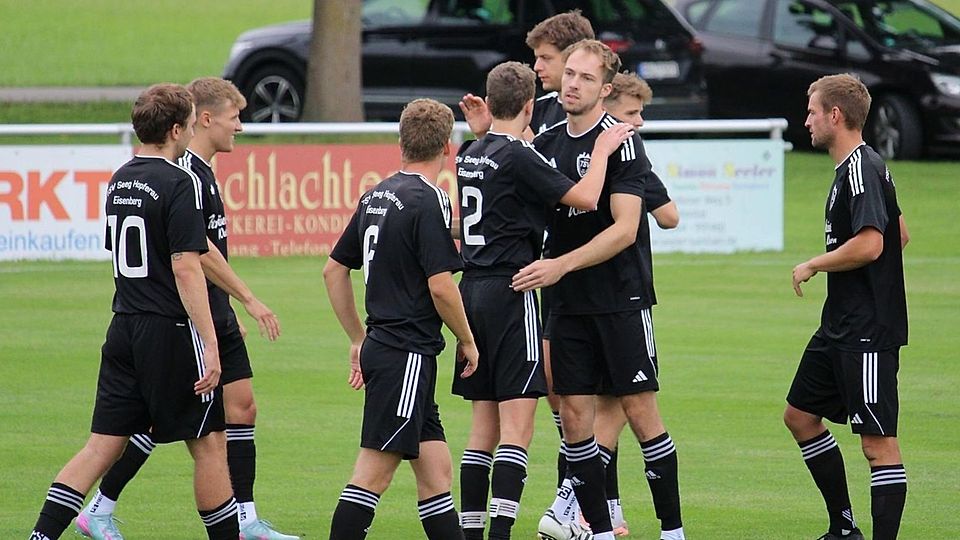 Gleich sieben Treffer hatten die Kicker des TSV Seeg-Hopferau-Eisenberg beim FC Blonhofen zu bejubeln.