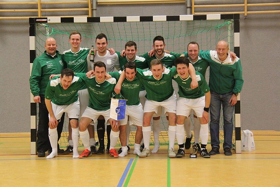 Glückliche Gewinner: Die Spieler der SG Schnelldorf/Wolframs-Eschenbach. F: Wölfel