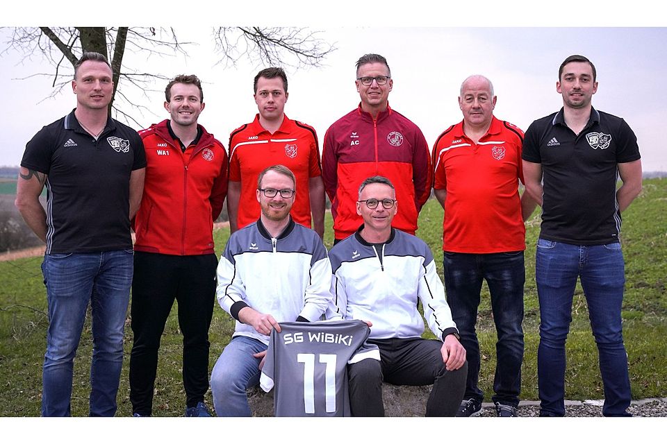 Bild v.l.n.r.: hintere Reihe: Dennis Gottschalk (TSV Wildenberg), André Wachter (SC Kirchdorf), Michael Bauer (SSV Biburg), Christian Artmeier (SC Kirchdorf), Herbert Magowsky (SSV Biburg), Matthias Erl (TSV Wildenberg); vordere Reihe: Sebastian Böhm (Trainer II. und III. Mannschaft), Marcus Willert (Trainer I. Mannschaft)