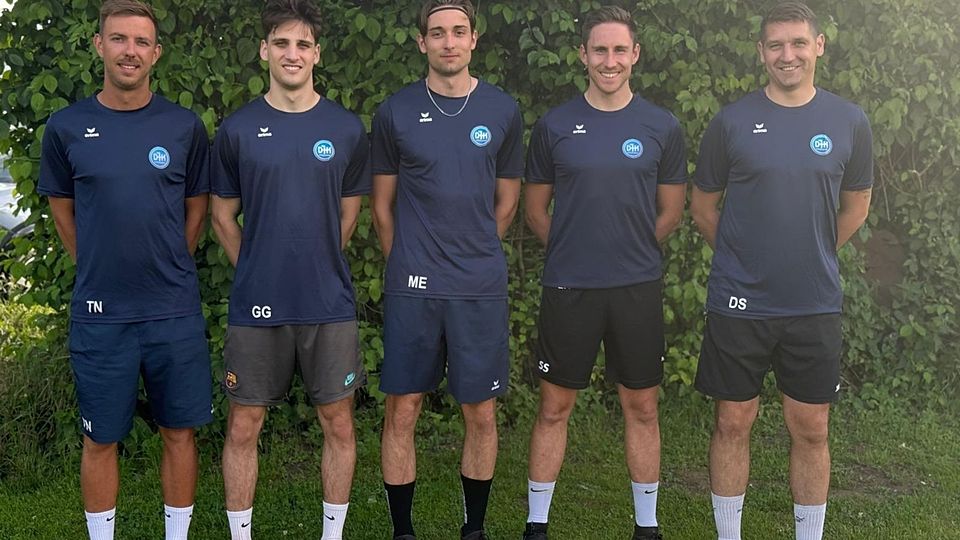 Von links: Tim Nickles, Gergö Galambfalvi, Marino Enger, Spielertrainer Simon Schub und Coach Daniel Stavlic.