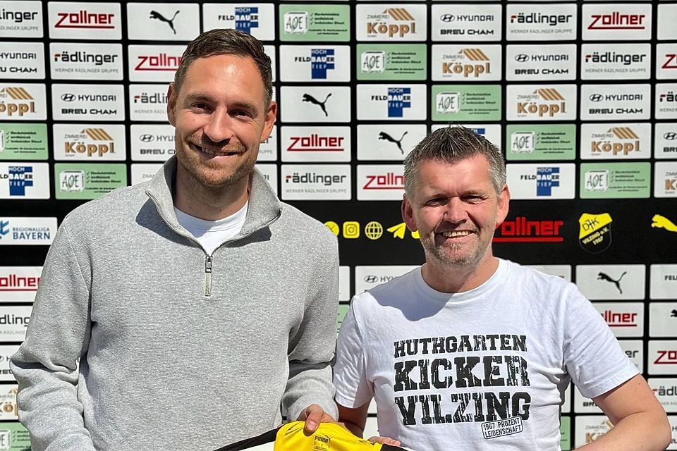 Abteilungsleiter Roland Dachauer (rechts) heißt Markus Ziereis in Vilzing willkommen. Abteilungsleiter Roland Dachauer (rechts) heißt Markus Ziereis in Vilzing willkommen.