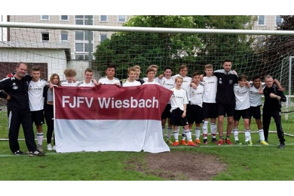 Die Fußball-C-Junioren vom FJFV Wiesbach wollen nach der Meisterschaft auch den Pokal holen. F: privat