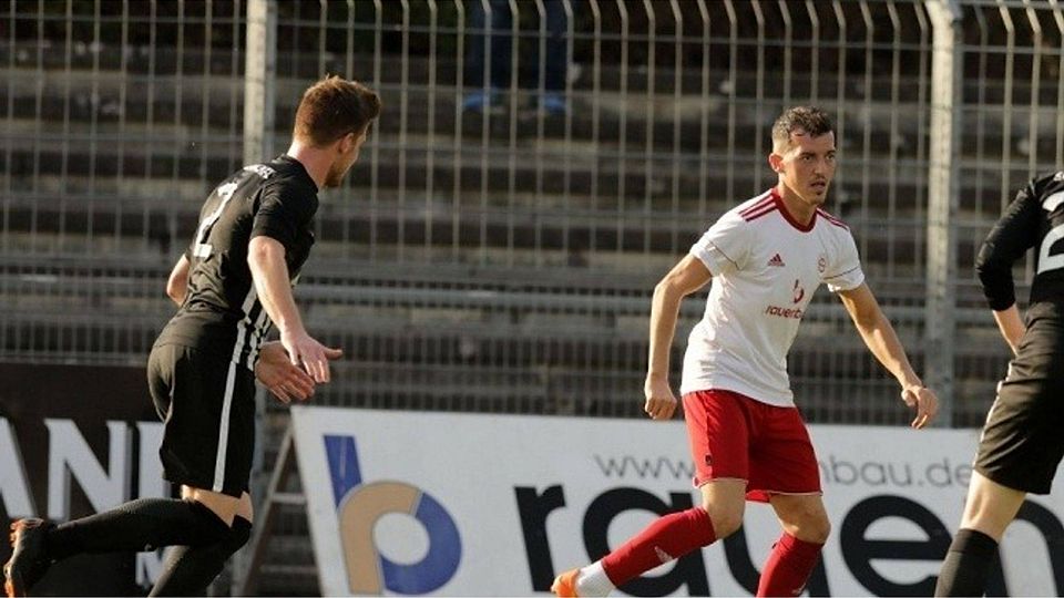 Marco Unnerstall brachte die Defensive der Tarforster immer wieder ins Wanken - am Ende aber ohne Erfolg. Foto: Sebastian J. Schwarz