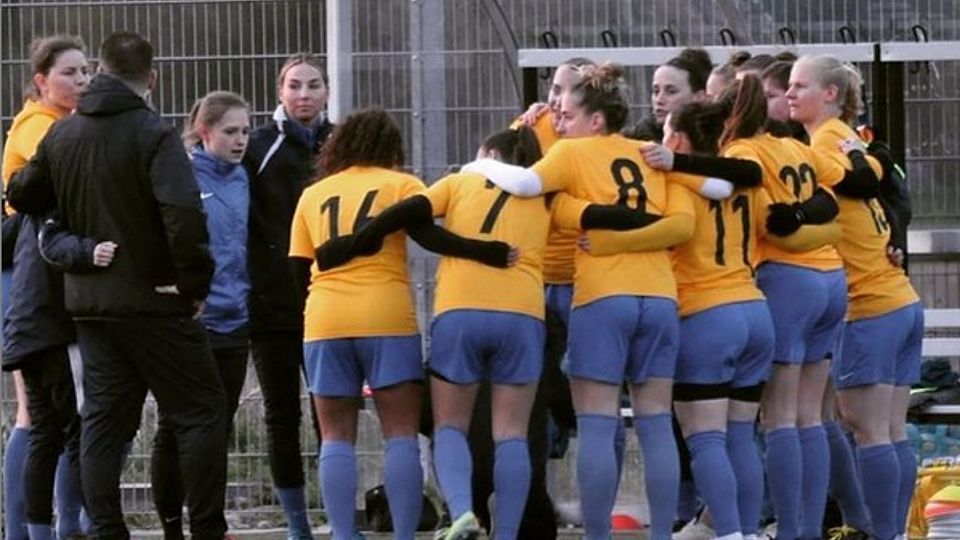 Zusammenstehen nach der Niederlage: Schlieren unterlag der U21 des FCZ 1:2.