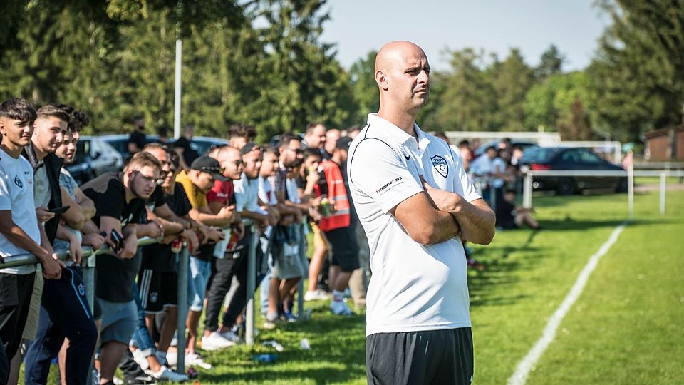Giuseppe Milazzo, Trainer des TKSV Giengen, tippt am Sonntag auf Siege der Heidenheimer Klubs.