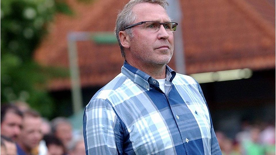 Joachim Hufgard wird zumindest bis zur Winterpause neuer Trainer beim SV Alemannia Haibach. F.:Meier