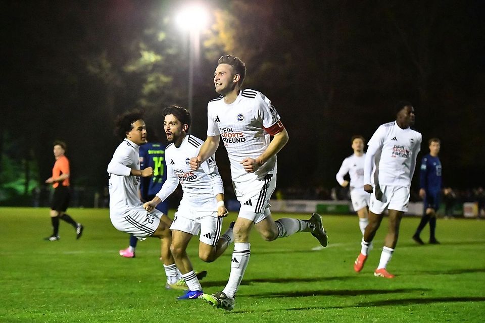 Der FC Büderich ist in einem starken Halbfinale ausgeschieden.