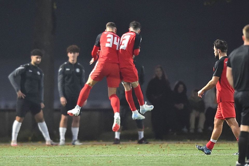 Derbyexperten: Nach dem Erfolg gegen den FCA besiegte Rot-Weiß Darmstadt in der Verbandsliga auch den SC Viktoria Griesheim mit 3:1.
