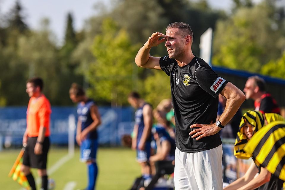 Wohin führt der Moosinninger Weg? Trainer Christoph Ball blickt sorgenvoll voraus.