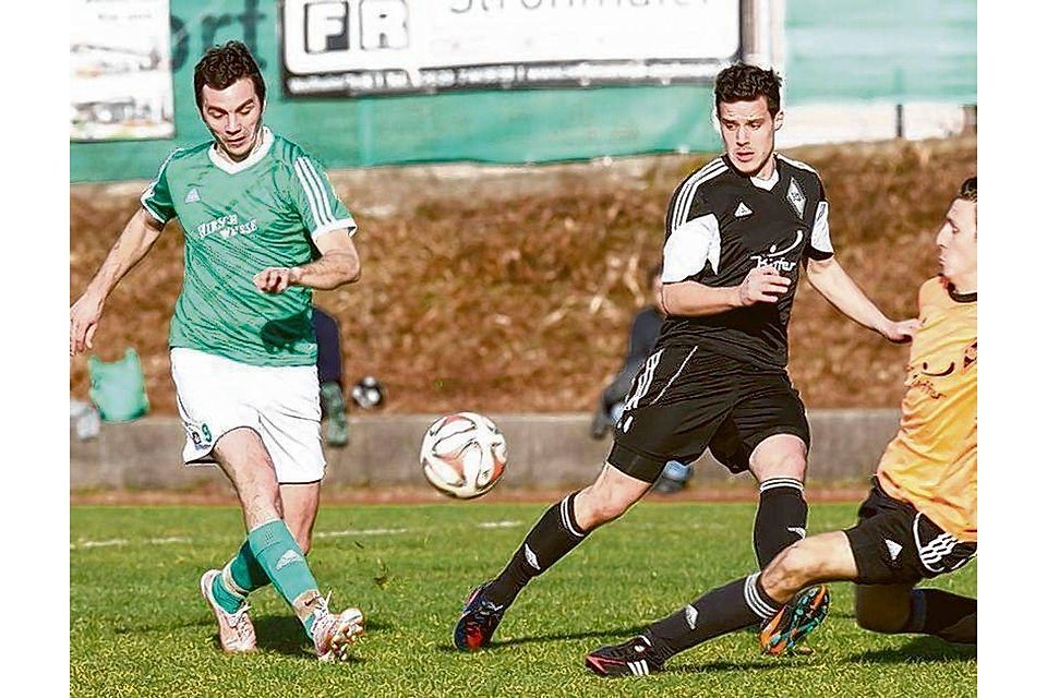 Daniel Zuljevic (links) hat 24 Mal für den offensivfreudigen TSV Bad Boll getroffen und führt die Torjägerliste der Landesliga, Staffel 2 an.