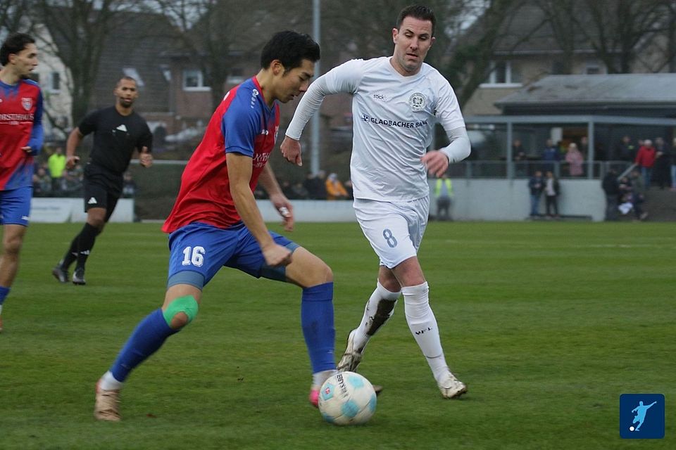 Der KFC und der VfL Jüchen teilen die Punkte. Der KFC und der VfL Jüchen teilen die Punkte.