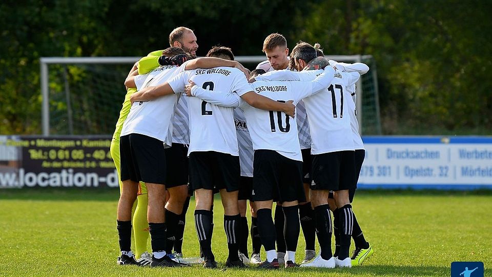 In der Kreisoberliga macht es die SKG Walldorf mit einem überraschenden 3:1-Sieg über die SG Arheilgen noch einmal spannend, was den Kampf um den Aufstiegs-Relegationsplatz angeht.