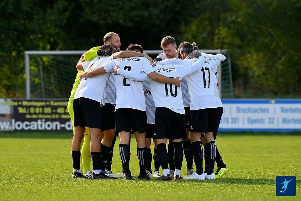 In der Kreisoberliga macht es die SKG Walldorf mit einem überraschenden 3:1-Sieg über die SG Arheilgen noch einmal spannend, was den Kampf um den Aufstiegs-Relegationsplatz angeht.