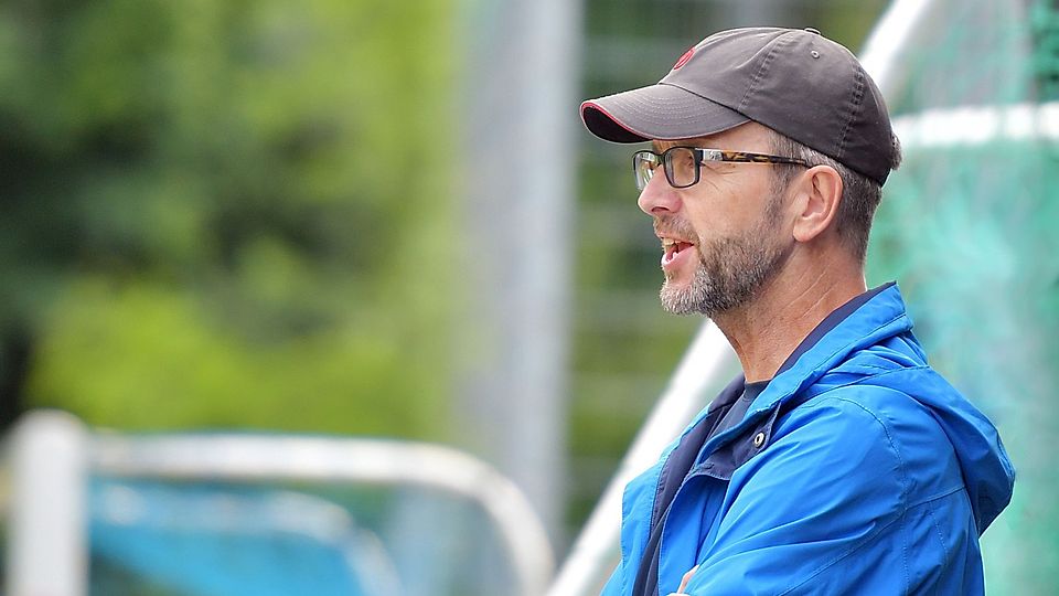 Udo Becker soll Trainer vom TSV Hambach bleiben. 