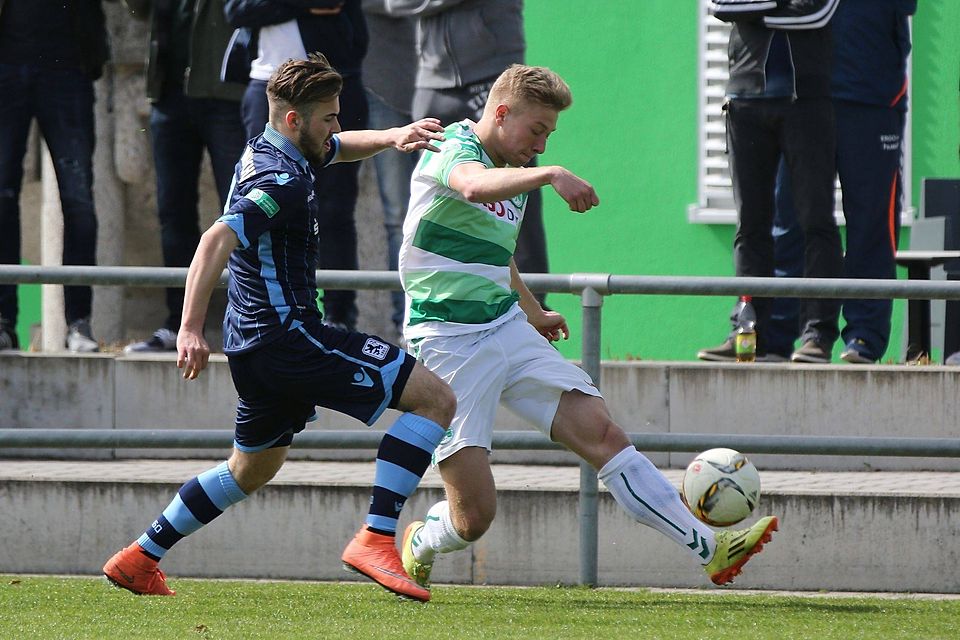 Der Stopfenheimer Niko Reislöhner freut sich über seinen Wechsel vo der SpVgg Greuther Fürth zur U23 des FC Ingolstadt 04. F: Zink