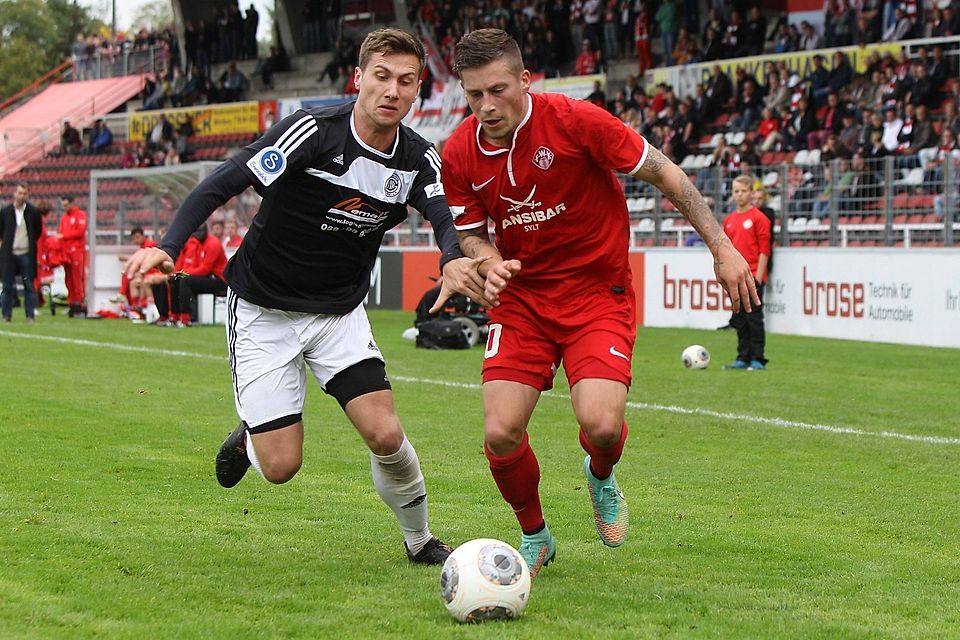 In der Saison 2024/25 lief Thomas Niggl (l.) sechs Mal für den VfR Garching in der Regionalliga Bayern auf. Zuletzt spielte der 31-Jährige beim TSV Eching, beim FSV Pfaffenhofen und bei Grüne Heide Ismaning.