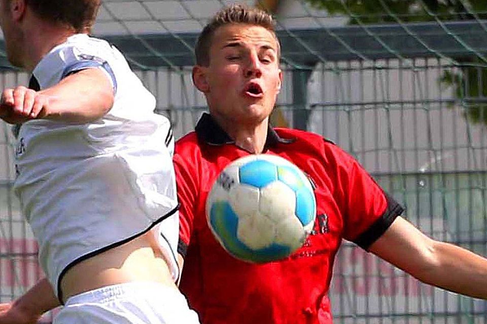 Affings Marius Kefer traf im Derby gegen den TSV Aindling doppelt. Am Ende hieß es im Testspiel 3:3.   F.: Archiv