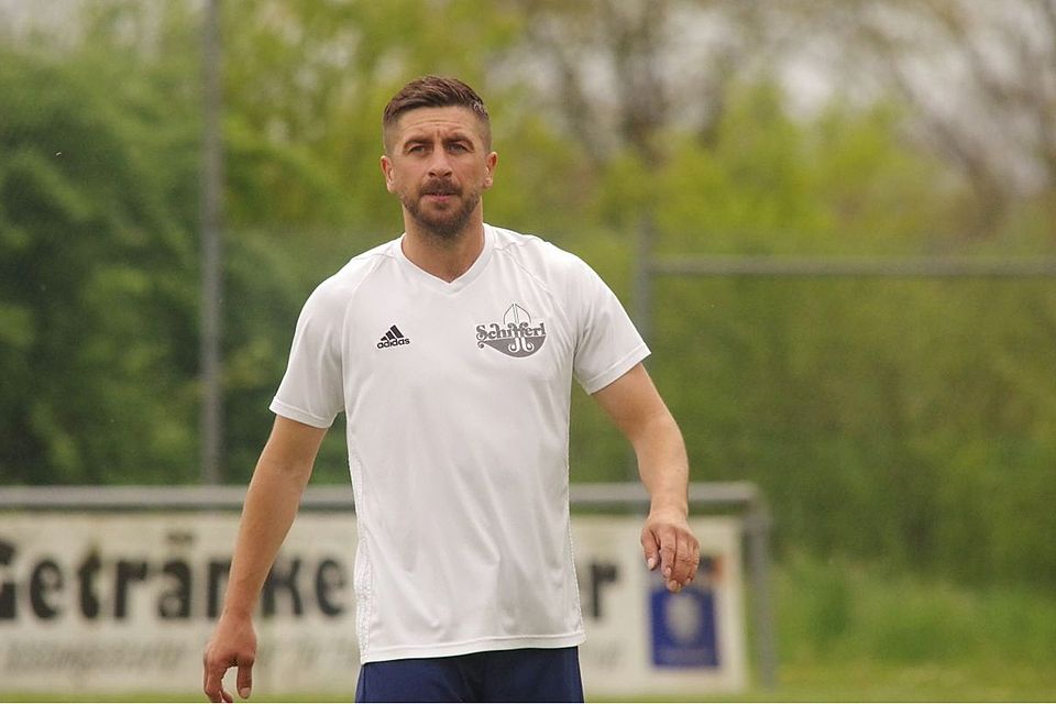 Nur zu gern würde Bachs scheidender Spielertrainer Nizar Klica mit der Mannschaft noch an den Aufstiegs-Playoffs zur Landesliga teilnehmen.