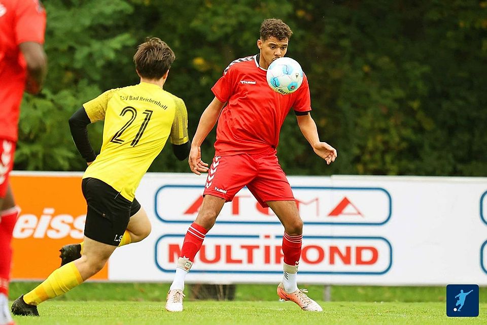 Greift nach dem letzten Strohhalm: Der TSV Bad Reichenhall will den direkten Abstieg verhindern und ist dabei auf Schützenhilfe angewiesen. Der VfL Waldkraiburg kann am letzten Spieltag nicht aktiv angreifen.