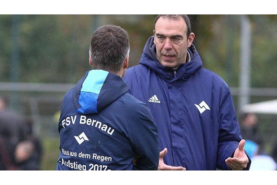 Christian Städing (r.) wird zum Ende der Saison sein Trainer-Amt in Bernau abgeben. Archiv-Foto: Bock