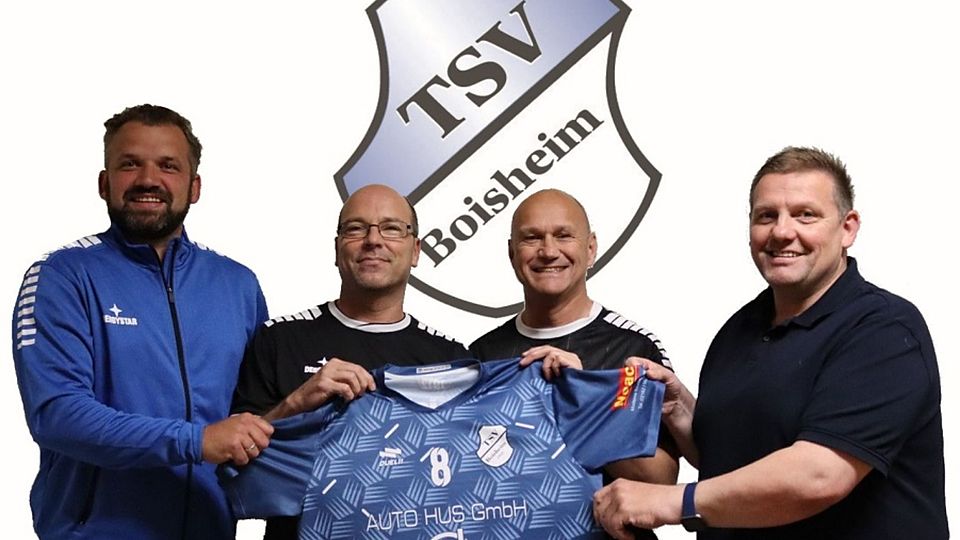 Das Trainerteam des TSV Boisheim steht.