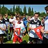 Siegerehrung D-Jugend: Spielführer Maxim Probst (JSG Mücke) und Merlin Schlosser (JFV Alsfeld-Bechtelsberg)