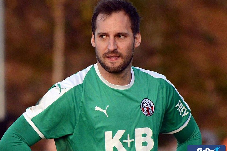 Im Herbst seiner Karriere hütet Ex-Profi Stefan Riederer aktuell das Tor von Bayernliga-Aufsteiger ASV Cham.