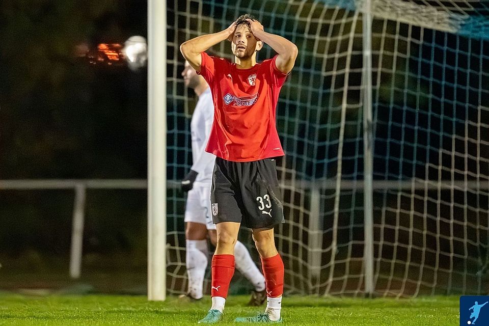 Gibt`s ja gar nicht: Robin Ungerath und seine Wasserburger Kollegen staunten selbst über ihr denkwürdiges Comeback in Freilassing.