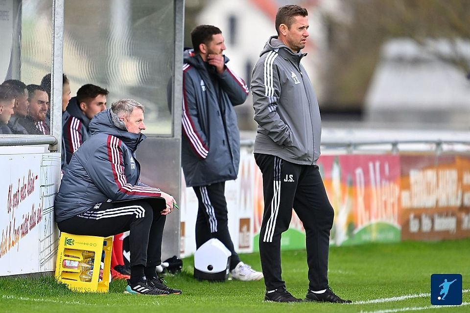 Jochen Strobl (rechts) hat Normann Wagner (sitzend) in seinem Rücken.