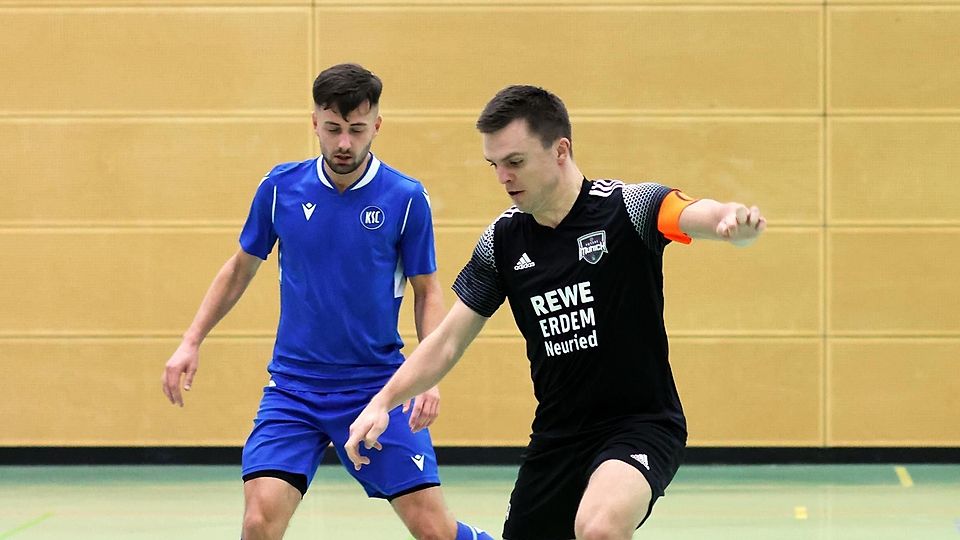 Mit einem Fünferpack war Kapitän Denys Karmazyn (r.) hauptverantwortlich für den 5:2-Sieg des Futsal-Regionalligisten TSV Neuried gegen den Tabellenzweiten.