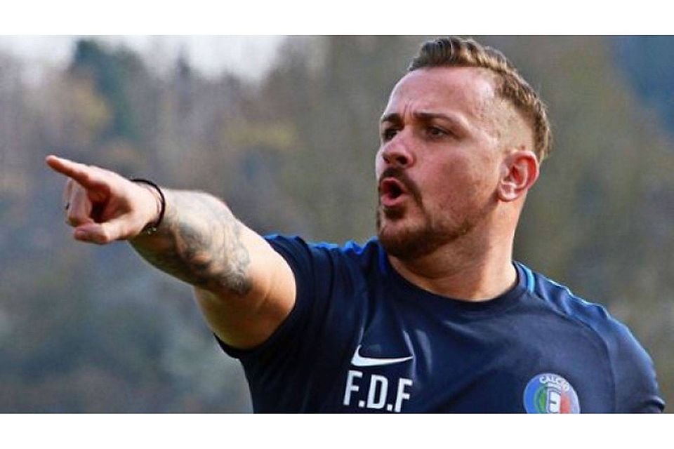 Seit dieser Woche perfekt: der Trainer Francesco Di Frisco bleibt für eine weitere Saison – und erhält Verstärkung für die linke Außenbahn. Foto: Yavuz Dural