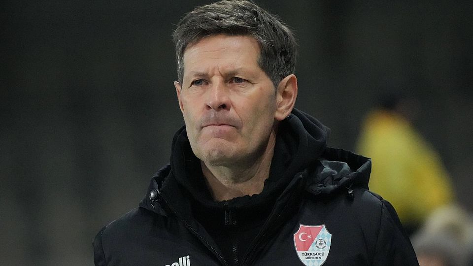 Erlebt weiterhin unruhige Zeiten: Türkgücü Münchens Trainer Andreas Heraf.