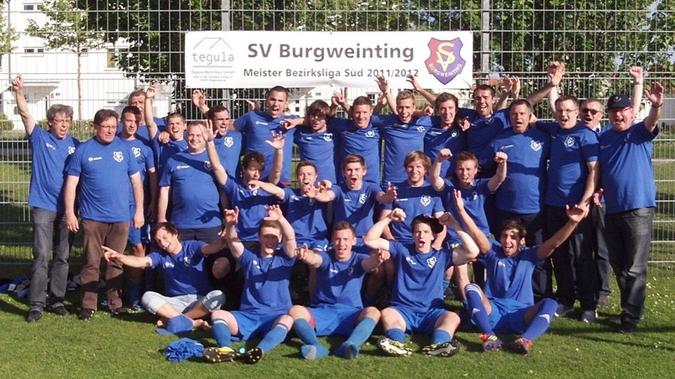 Die Meistermannschaft des SV Burgweinting 2012!