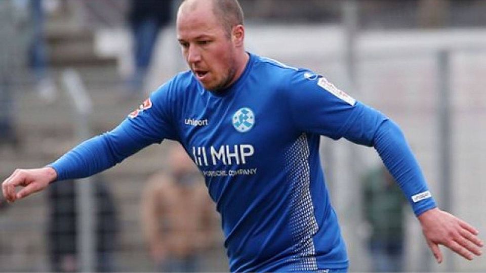 Lukas Kling: Chef im zentralen Mittelfeld der Stuttgarter Kickers. Pressefoto Baumann