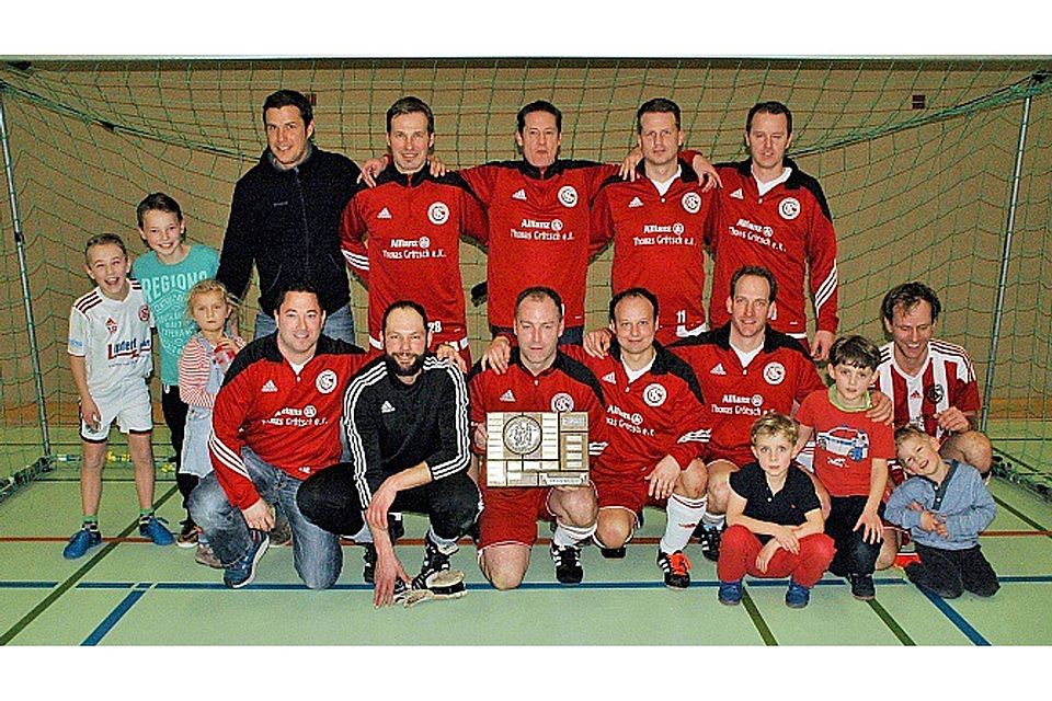 Meister des 42. Hallen-Fußball-Turniers für Altherren-Mannschaften des Altkreises Eckernförde wurde zum 4. Mal der Gettorfer SC