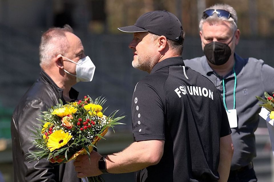 Ein Blumenstrauß zum Abschied, Matthias Maucksch verlässt den FSV Union Fürstenwalde.