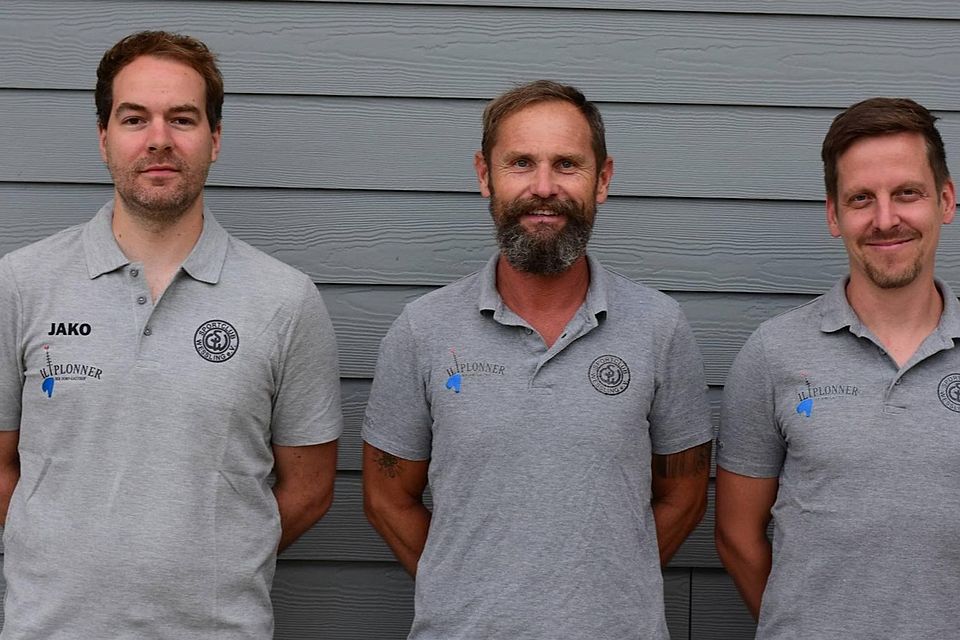 Neues Trainergespann beim SC Weßling (v.l.): Christian Steffen (Spielertrainer 2. Mannschaft), Milan Lapuh (Cheftrainer) und Sebastian Erlacher (Co-Trainer); neuer Torwarttrainer ist Andreas Wander.
