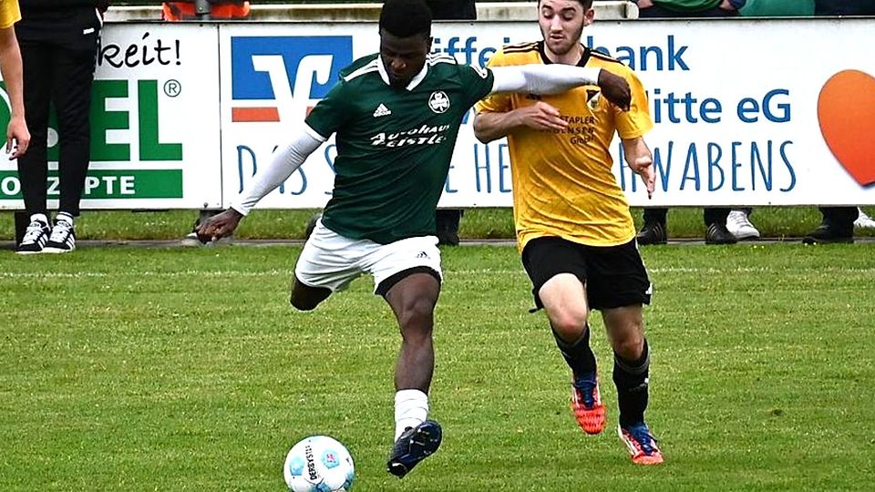 Omar Samouwel (links) brachte den FC Horgau auf die Siegerstraße.
