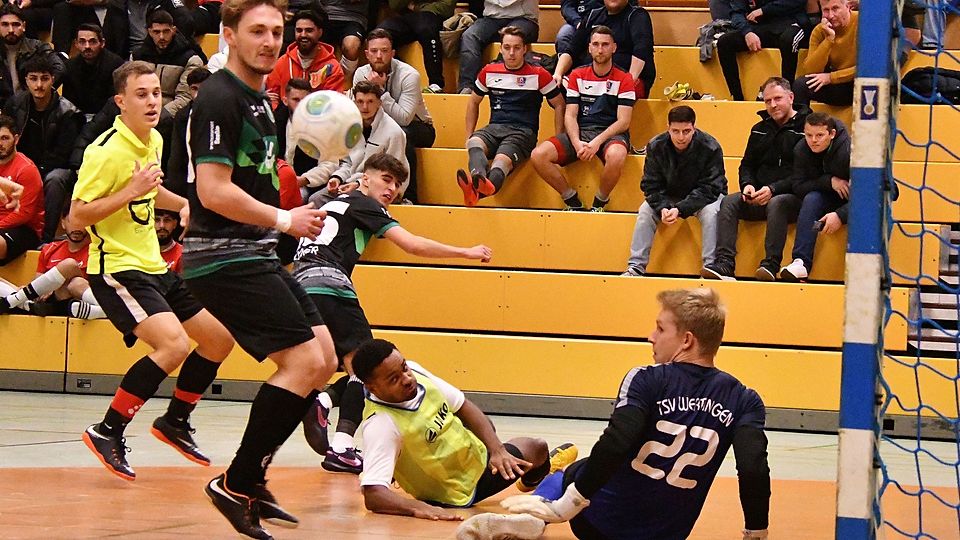 Zeitgleich werden am Freitagabend in Höchstädt und Günzburg zwei Futsal-Landkreistitel vergeben.