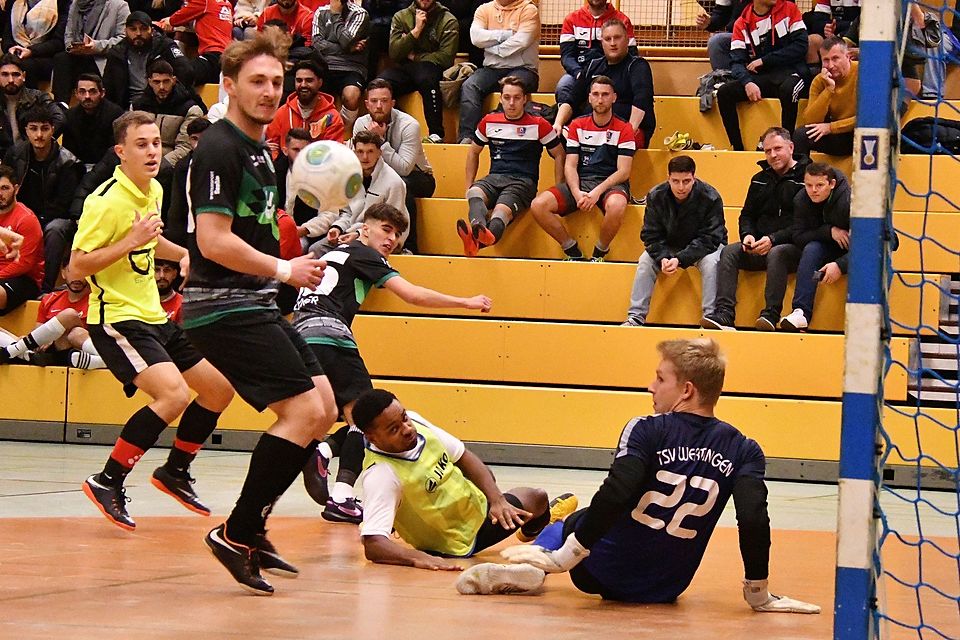 Zeitgleich werden am Freitagabend in Höchstädt und Günzburg zwei Futsal-Landkreistitel vergeben.