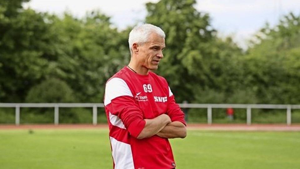 Michael Kienzle verliert erneut mit dem SV Fellbach II gegen den FC Oberrot. Foto: Patricia Sigerist