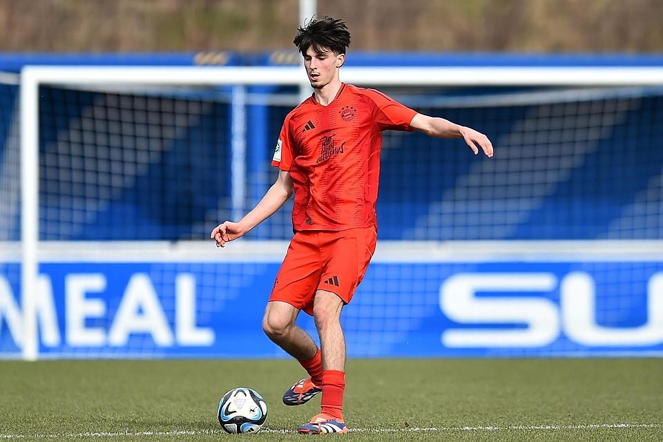 Roko Mijatović hat seinen Vertrag beim FC Bayern vorzeitig bis 2028 verlängert. Roko Mijatović hat seinen Vertrag beim FC Bayern vorzeitig bis 2028 verlängert.