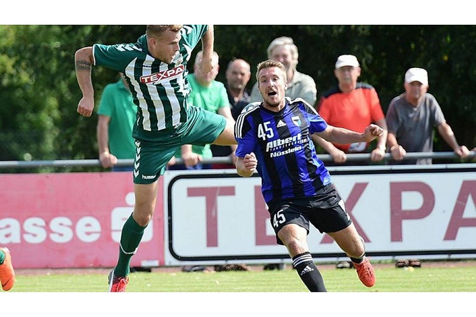 Jens Wartenfelser (re.) verstärkt den SC Eltersdorf. Der 22-järhige Offensivmann kommt hat in der laufenden Saison bis dato elf Treffer erzielen können. F: Anders