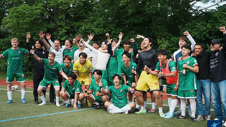 Freude pur: Die SG Basara/Moguntia 1896 II ist Meister der A-Klasse-Mainz-Bingen.