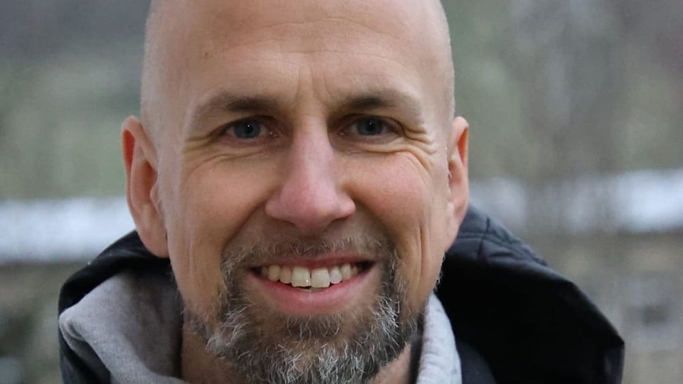 Simon Niesner, Cheftrainer des SV Todtmoos, hofft, dass seine Mannschaft nach dem ersten Auswärtssieg der Saison nachlegen kann.