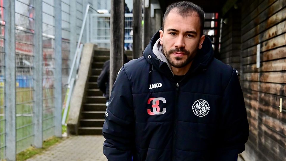 Torjäger an Krücken: Furkan Kircicek wurde am Dienstag erfolgreich operiert.