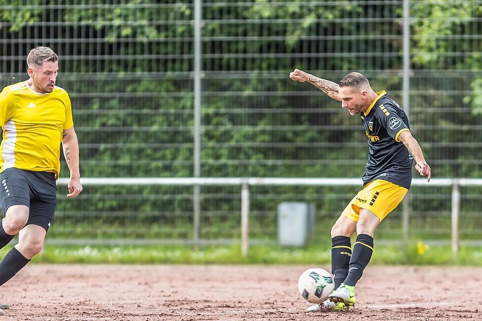 Sven Nowak ist immer noch eine Nummer zu groß für die C-Liga.