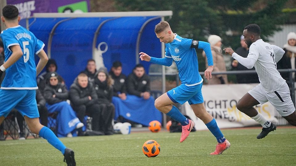 Kapitän Anel Corovic gibt auch in der neuen Saison den Ton auf dem Platz an. Neben ihm haben 13 weitere Spieler der SGS ihre Zusage für die kommende Saison gegeben.