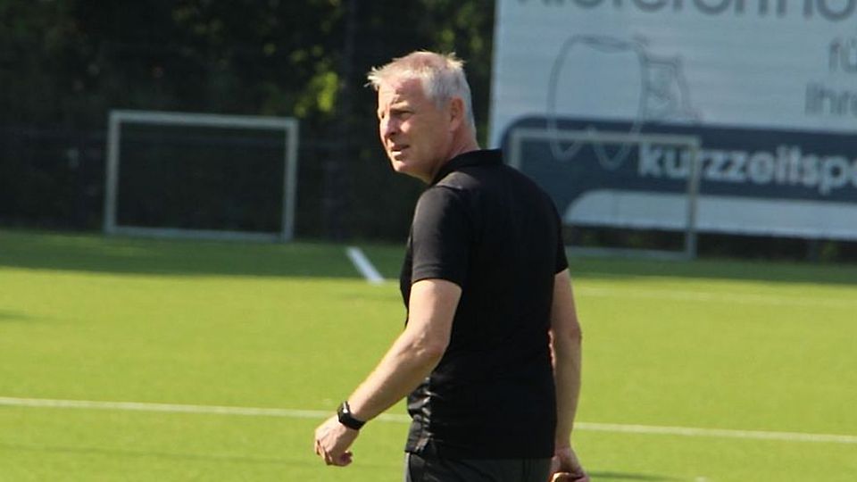 Torsten Schedler hört im Sommer als Coach des Lohausener SV auf.